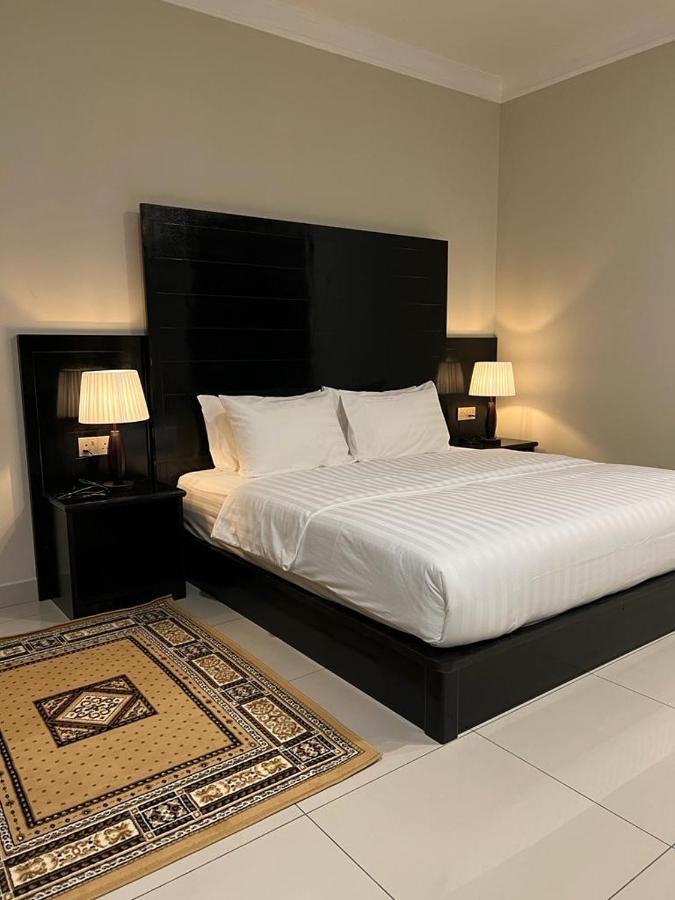 Aneeda Inn Pantai Cenang  Ngoại thất bức ảnh