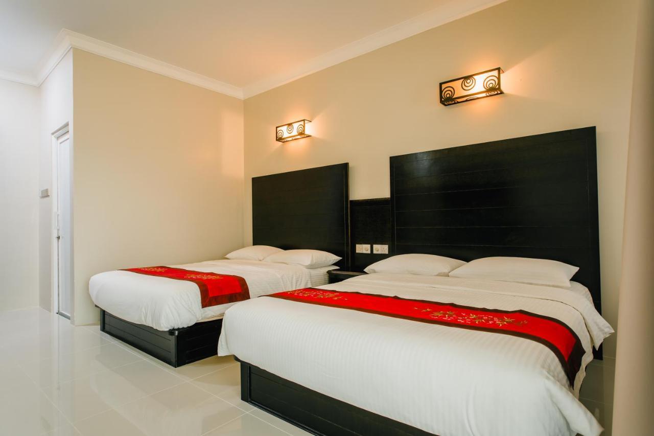 Aneeda Inn Pantai Cenang  Ngoại thất bức ảnh