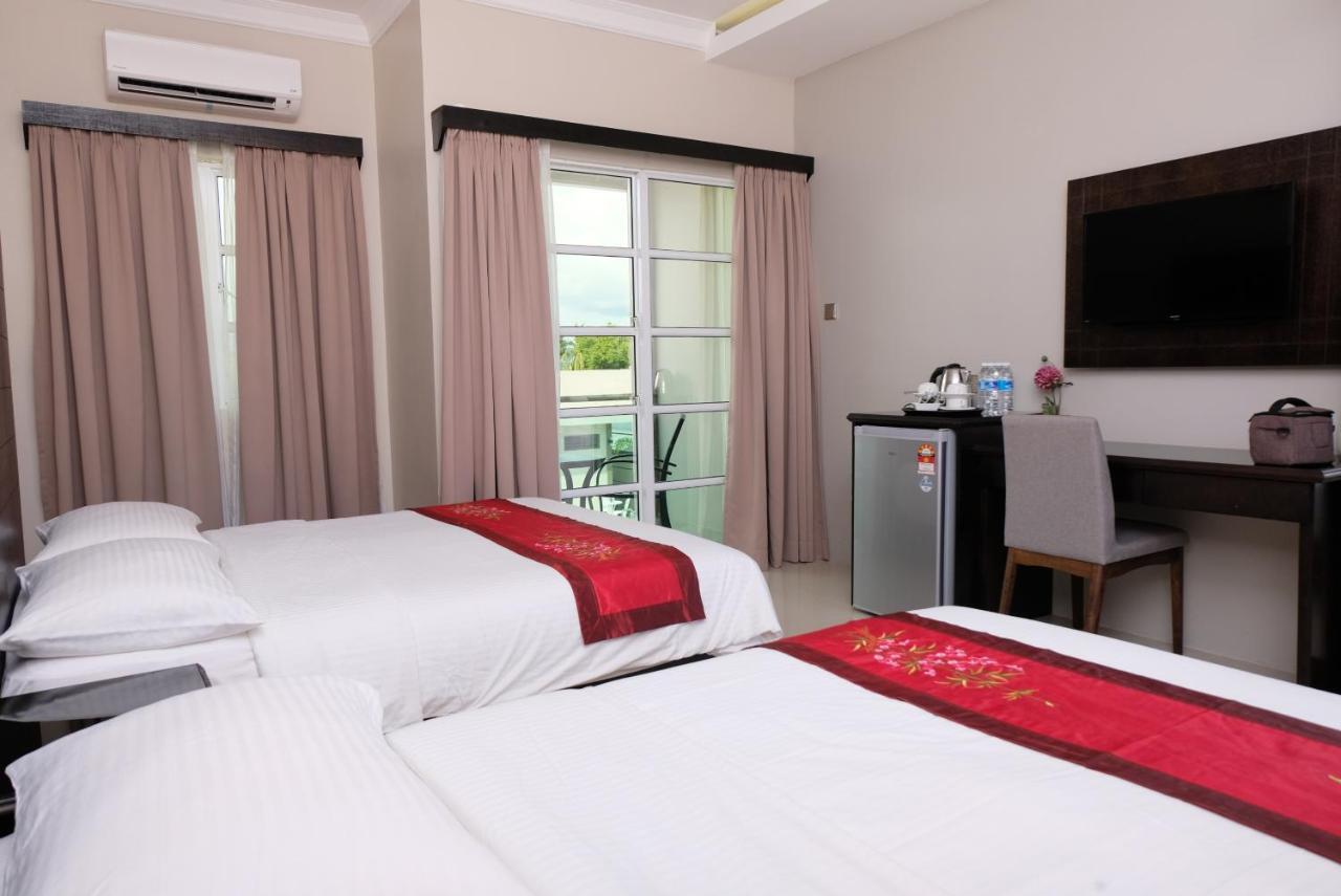 Aneeda Inn Pantai Cenang  Ngoại thất bức ảnh