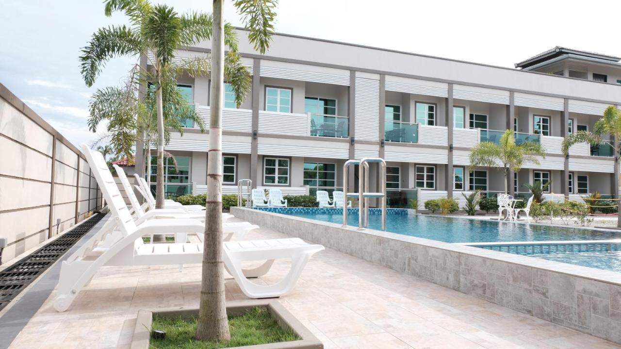 Aneeda Inn Pantai Cenang  Ngoại thất bức ảnh