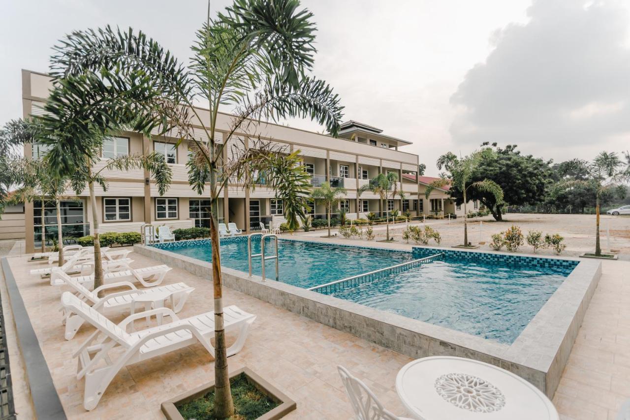 Aneeda Inn Pantai Cenang  Ngoại thất bức ảnh