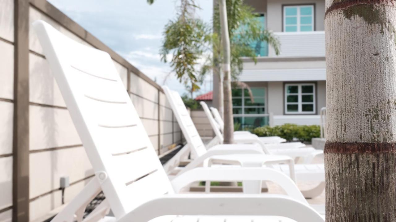 Aneeda Inn Pantai Cenang  Ngoại thất bức ảnh